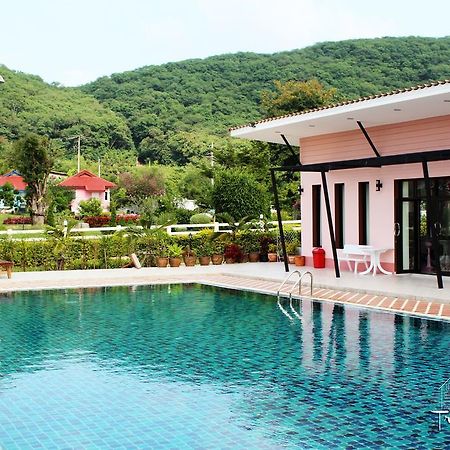 Triple P Home Resort Pakchong Exterior photo