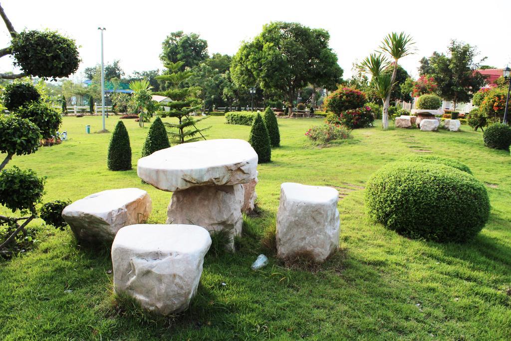 Triple P Home Resort Pakchong Exterior photo